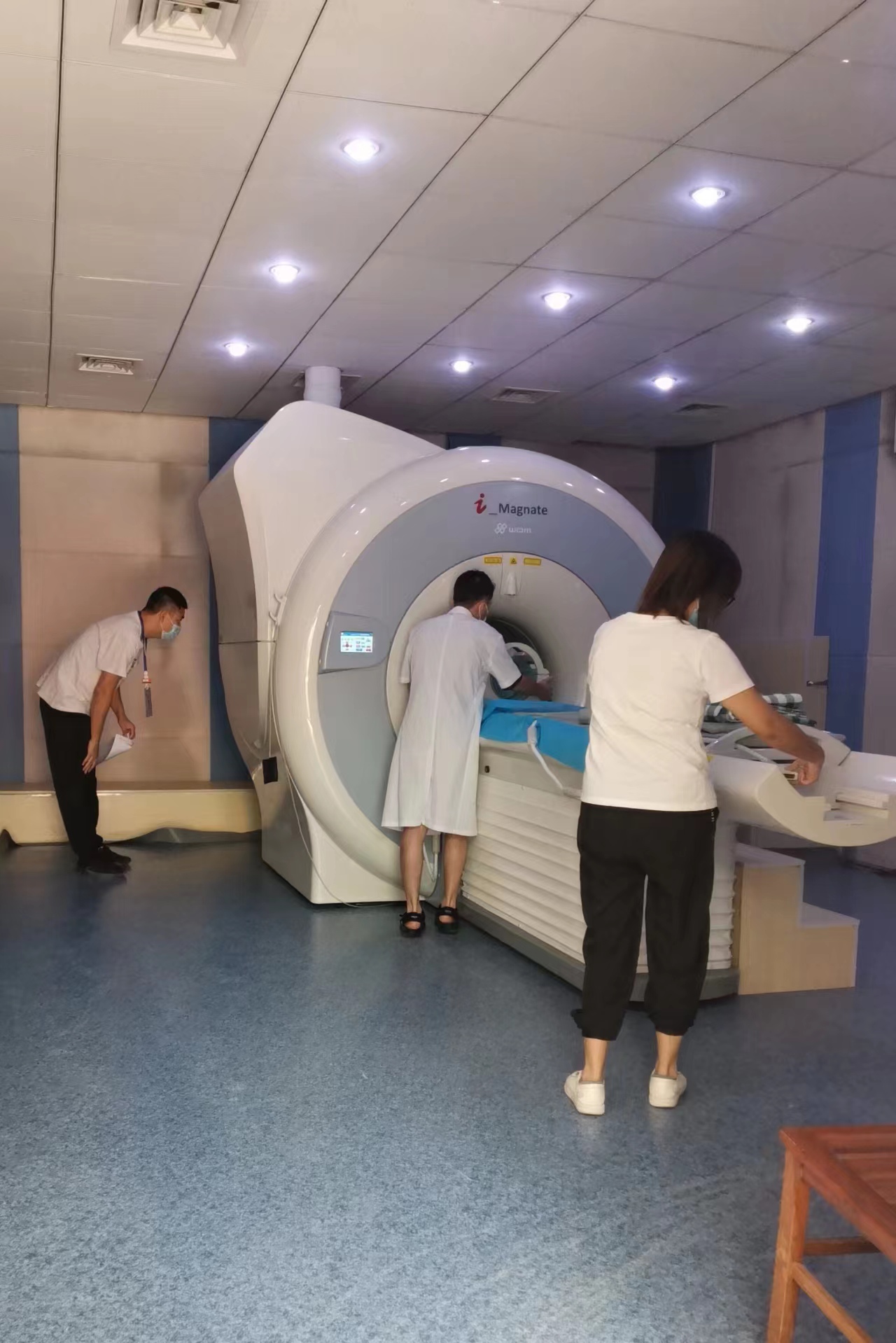 MR质量控制检测现场1